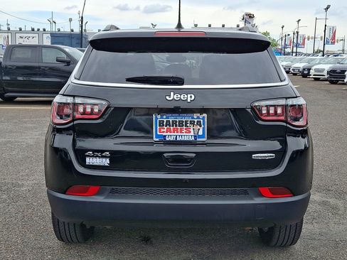 Used 2023 Jeep Compass Latitude AWD/4WD image 5