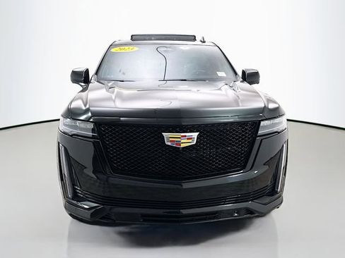 Used 2023 Cadillac Escalade ESV Sport Platinum w/ LPO, ONYX Package image 2