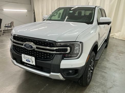 New 2026 Ford Ranger Lariat w/ FX4 Off-Road Package AWD/4WD image 10