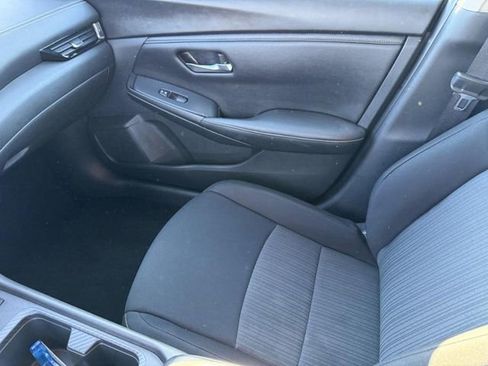 Used 2023 Nissan Sentra SV image 21