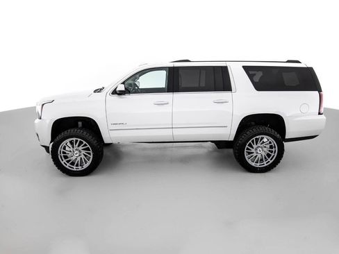 Used 2020 GMC Yukon XL Denali w/ Open Road Package AWD/4WD image 8