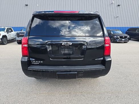 Used 2015 Chevrolet Tahoe LT w/ Luxury Package AWD/4WD image 4