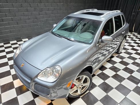 Used 2006 Porsche Cayenne Turbo S image 96