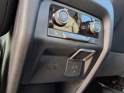 Used 2024 Chevrolet Traverse RS w/ LPO, Floor Liner Package image 29