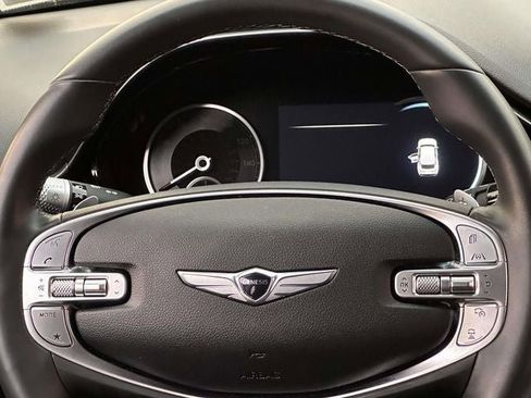 Used 2025 Genesis GV70 2.5T image 19