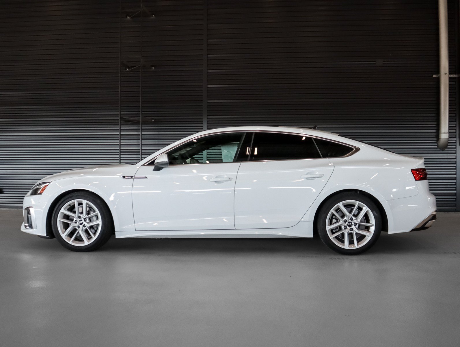 Used 2023 Audi A5 2.0T Premium w/ Convenience Package AWD/4WD image 15