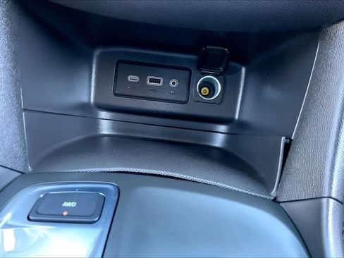 Used 2021 Chevrolet Equinox LT AWD/4WD image 35