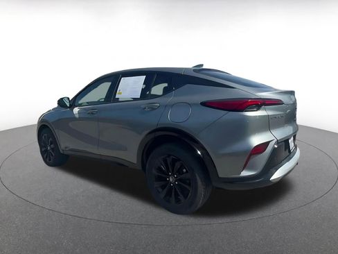 Used 2025 Buick Envista Sport Touring image 10