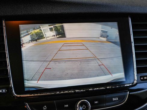 Used 2019 Buick Encore Essence FWD image 23