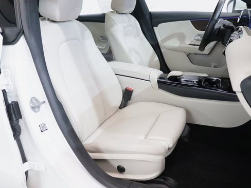 Used 2022 Mercedes-Benz CLA 250 4MATIC image 12