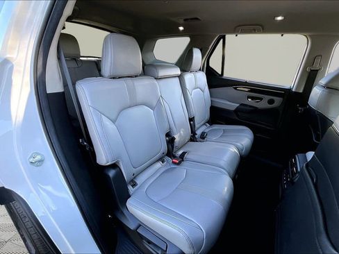 Certified 2025 Honda Pilot EX-L image 17
