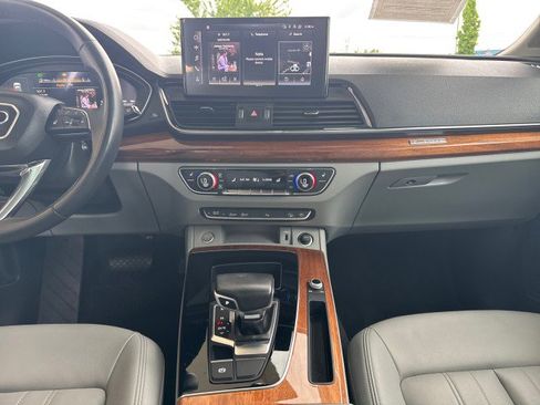 Used 2022 Audi Q5 2.0T Premium Plus w/ Premium Plus Package image 9