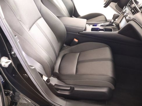 Used 2020 Honda Accord EX image 13