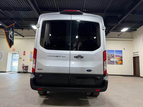 Used 2019 Ford Transit 250 148 Medium Roof image 7