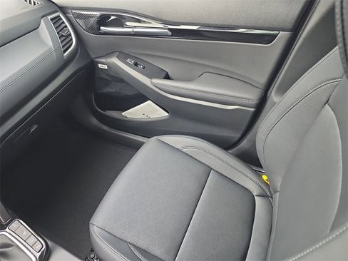 New 2026 Kia Seltos SX image 18