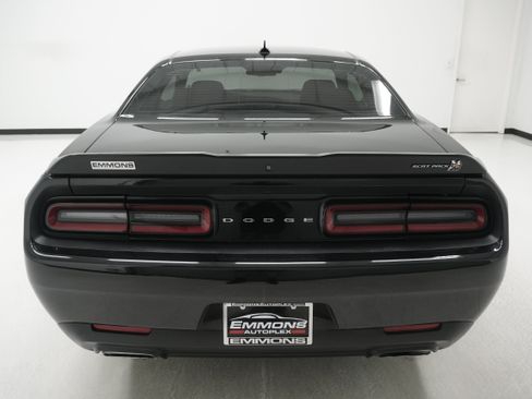 Used 2021 Dodge Challenger R/T Scat Pack RWD image 5