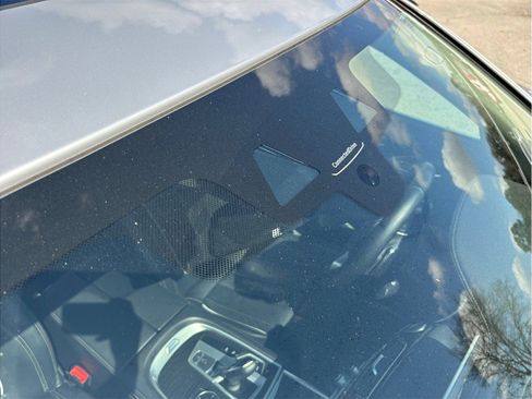 Used 2018 BMW 750i image 12