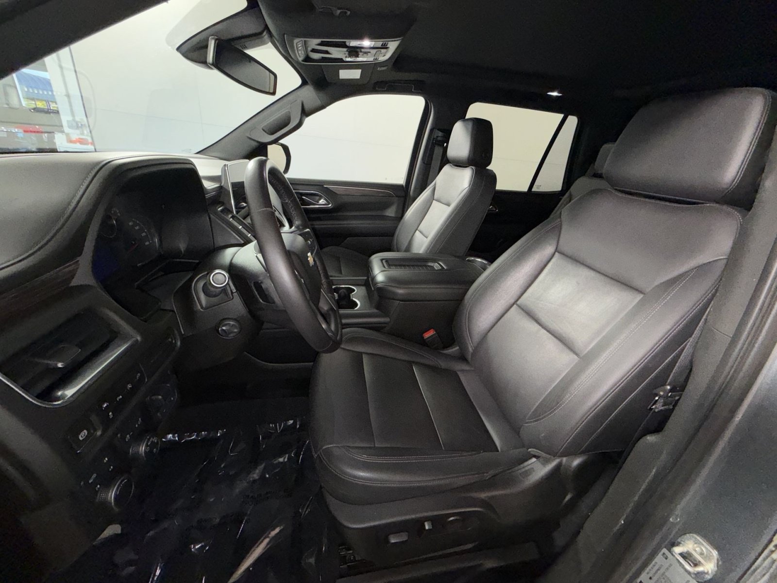 Used 2021 Chevrolet Tahoe LT w/ LT Signature Package AWD/4WD image 13