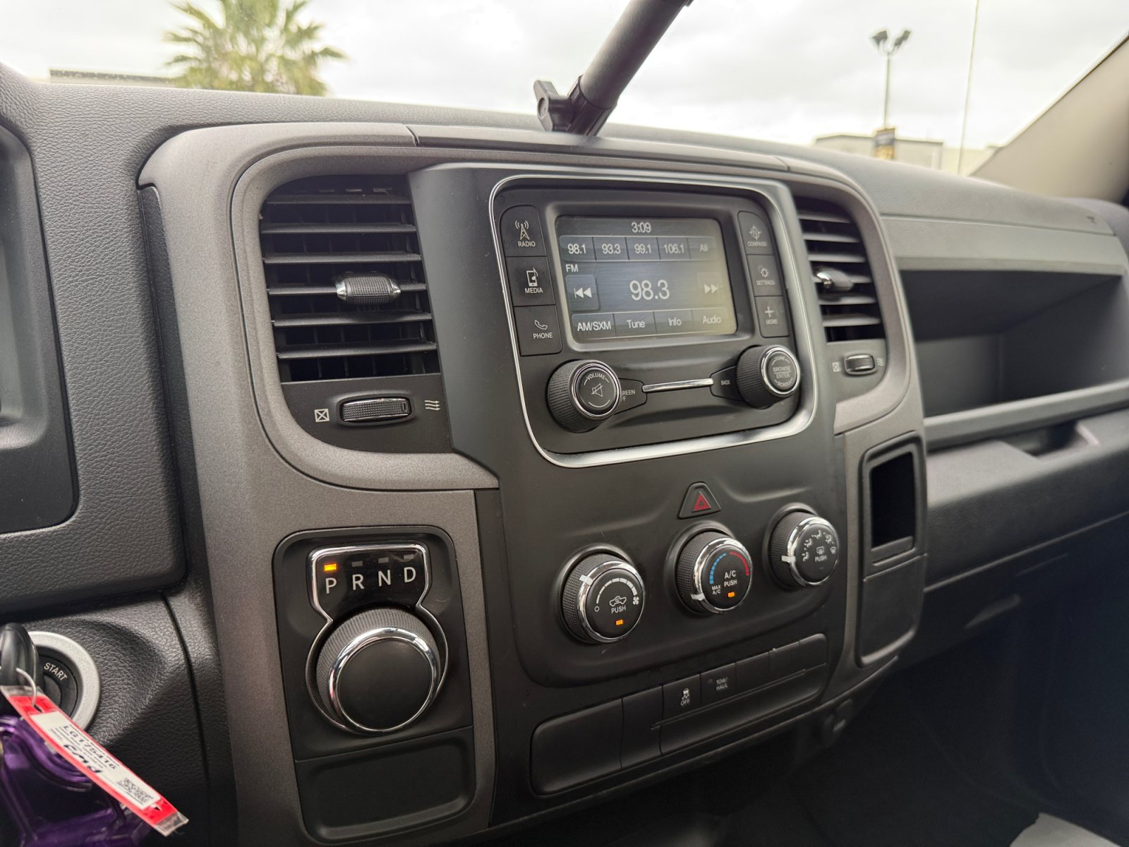 Used 2020 RAM 1500 Tradesman w/ Tradesman SXT Package RWD image 16