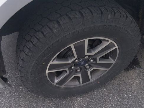 Used 2017 Ford F150 XLT w/ Equipment Group 302A Luxury image 2