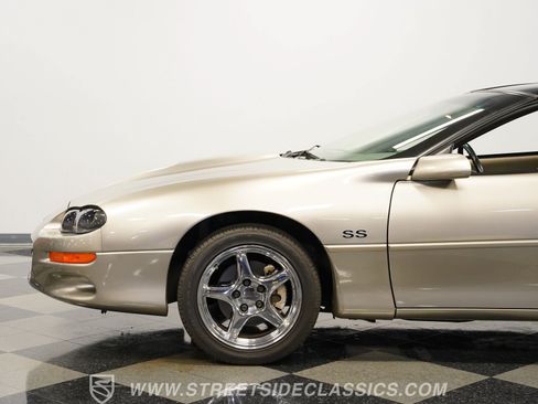 Used 2002 Chevrolet Camaro Z28 w/ SS Performance/Appearance Pkg RWD image 24