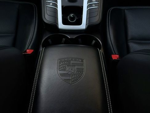 Used 2018 Porsche Macan GTS image 29