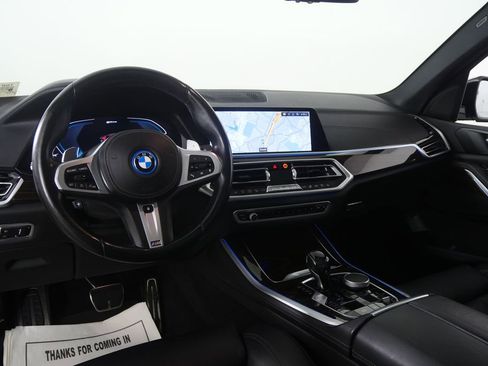 Used 2022 BMW X5 xDrive45e w/ M Sport Package AWD/4WD image 17