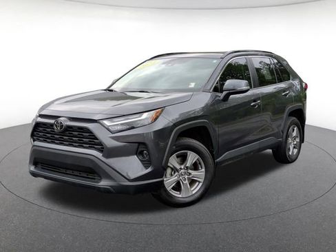 Used 2024 Toyota RAV4 XLE w/ Convenience Package FWD image 1