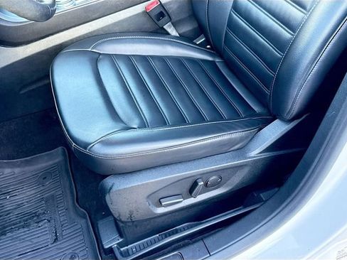 Certified 2020 Ford Edge SEL w/ Convenience Package image 21