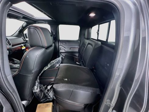 New 2026 Nissan Frontier PRO-4X w/ Pro Premium Package AWD/4WD image 23