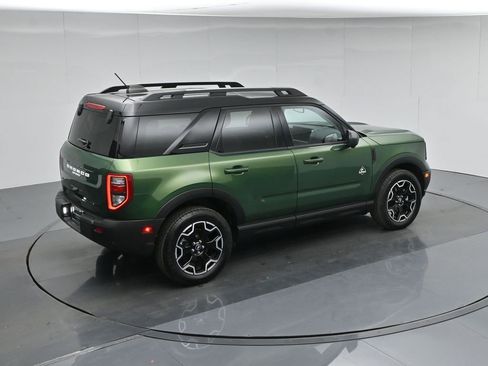 Used 2025 Ford Bronco Sport Outer Banks w/ Outer Banks Tech Package+ AWD/4WD image 44
