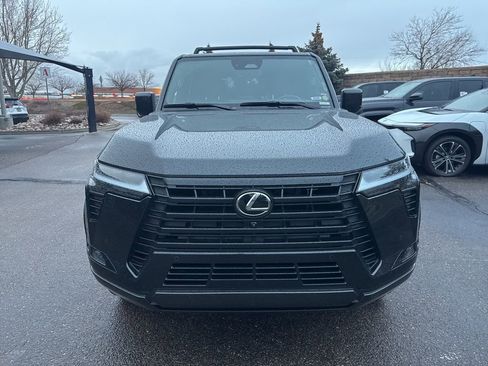 Used 2024 Lexus GX 550 w/ Accessory Package (2T) image 22