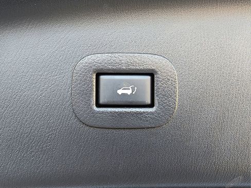 Used 2024 INFINITI QX80 Luxe image 16