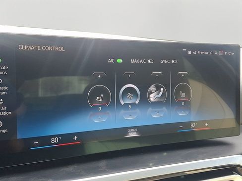 Certified 2023 BMW 330i xDrive Sedan w/ Driving Assistance Package image 17