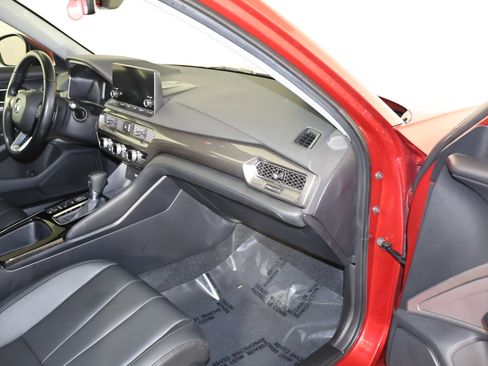 Used 2024 Acura Integra image 43