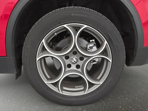Used 2024 Alfa Romeo Stelvio Sprint RWD image 27