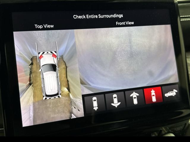 Used 2022 Jeep Grand Cherokee Overland w/ Advanced Protech Group III AWD/4WD image 22
