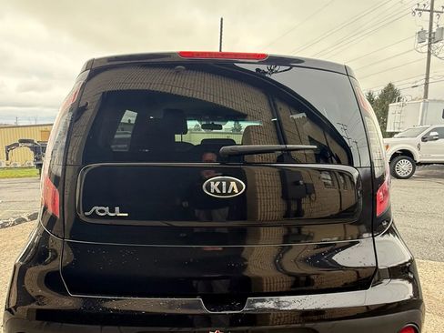 Used 2018 Kia Soul image 7