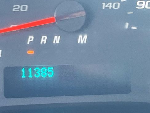 Used 2025 Chevrolet Express 2500 w/ Driver Convenience Package RWD image 12