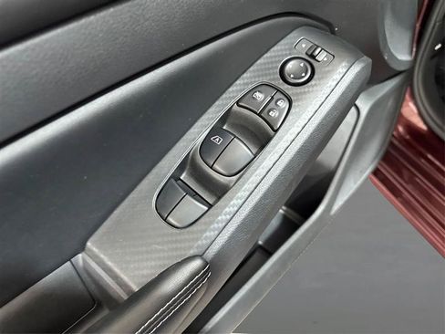 Used 2025 Nissan Altima 2.5 SV FWD image 26