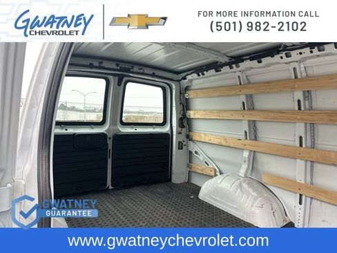 Used 2023 Chevrolet Express 2500 w/ Driver Convenience Package image 25