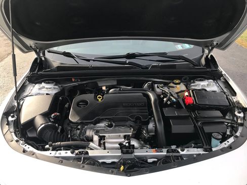 Used 2022 Chevrolet Malibu LS image 46