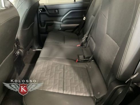 New 2025 Toyota 4Runner TRD Off-Road Premium image 18