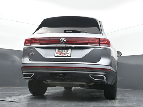Used 2025 Volkswagen Atlas SE FWD image 39
