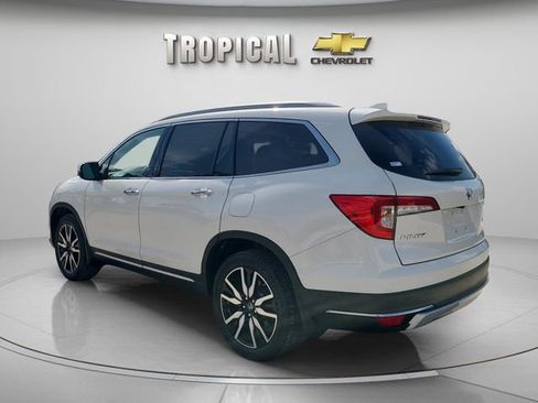 Used 2019 Honda Pilot Touring image 3
