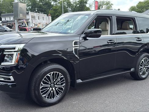 Certified 2026 Nissan Armada Platinum AWD/4WD image 3