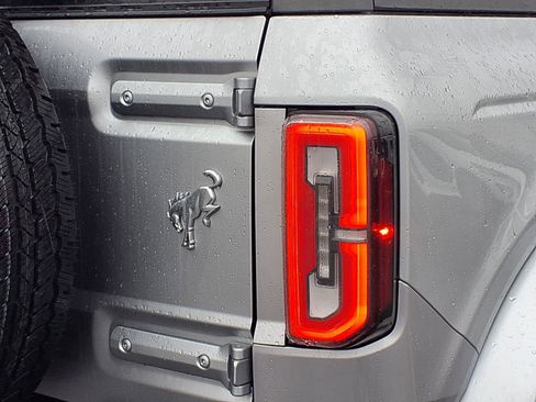 Used 2023 Ford Bronco Outer Banks image 26