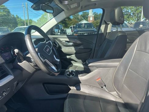 Used 2020 GMC Terrain SLT w/ Preferred Package AWD/4WD image 10