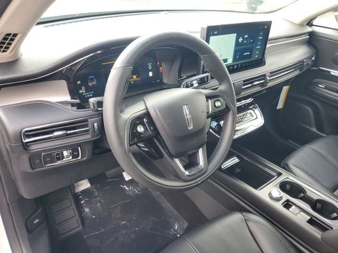 New 2026 Lincoln Corsair Reserve image 13