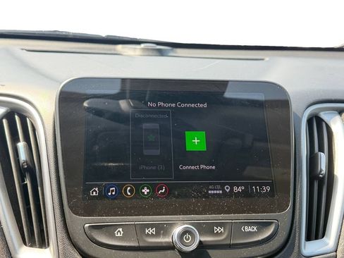Used 2025 Chevrolet Malibu LT FWD image 18